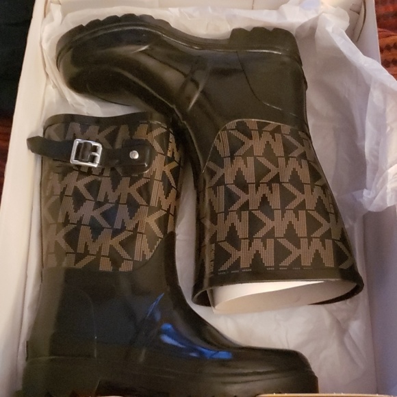 MK Logo Midi Rain Boot **Worn Twice** - Picture 5 of 8